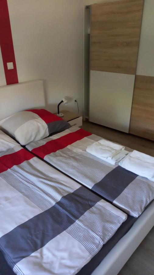 FranivaNin Buitenkant foto